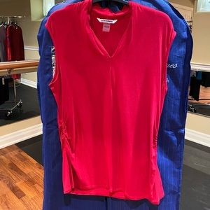 Red Women's Nygård Top/Tank (V Neck) Size Large